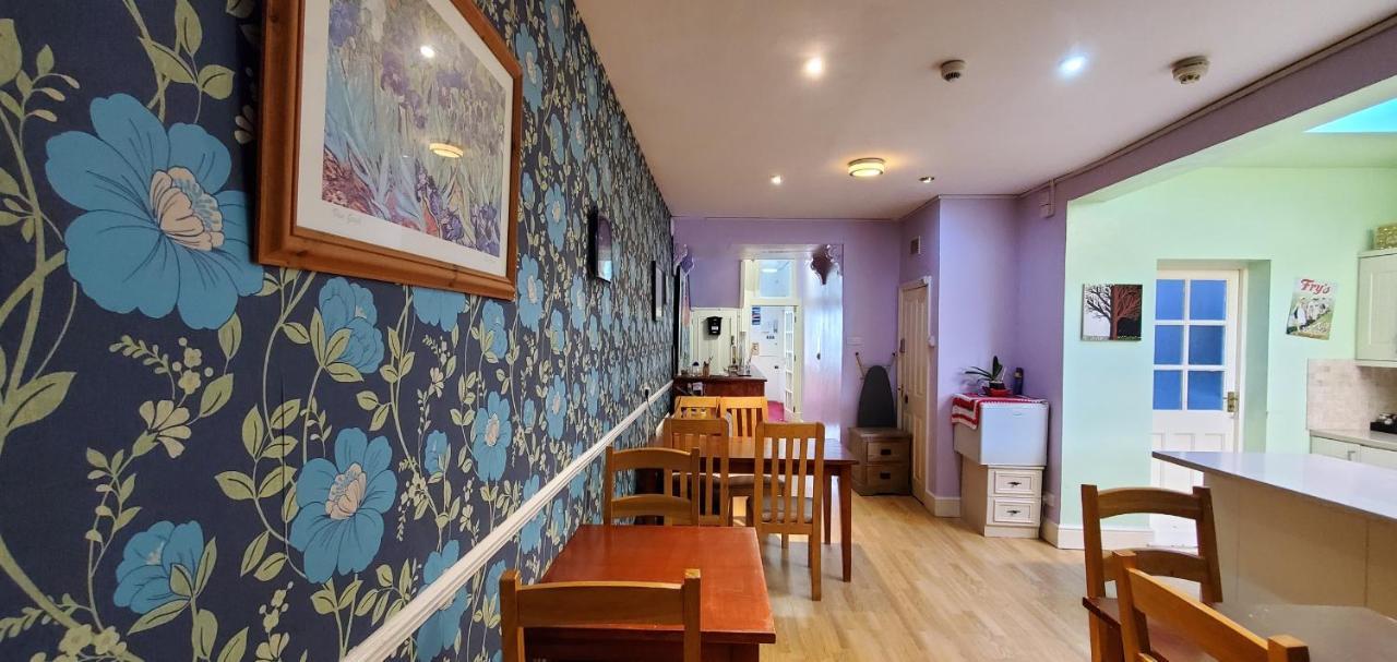 Diamonds Guest House York Esterno foto