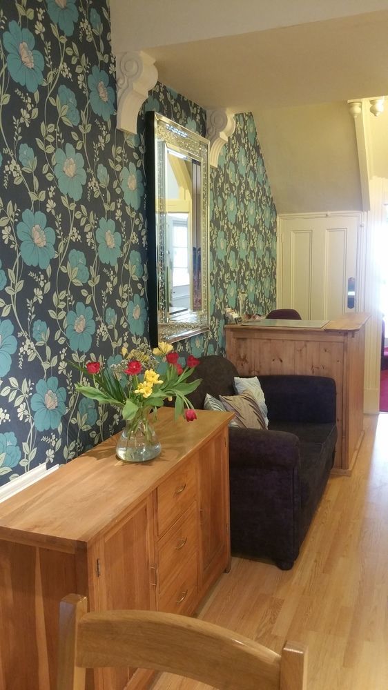 Diamonds Guest House York Esterno foto
